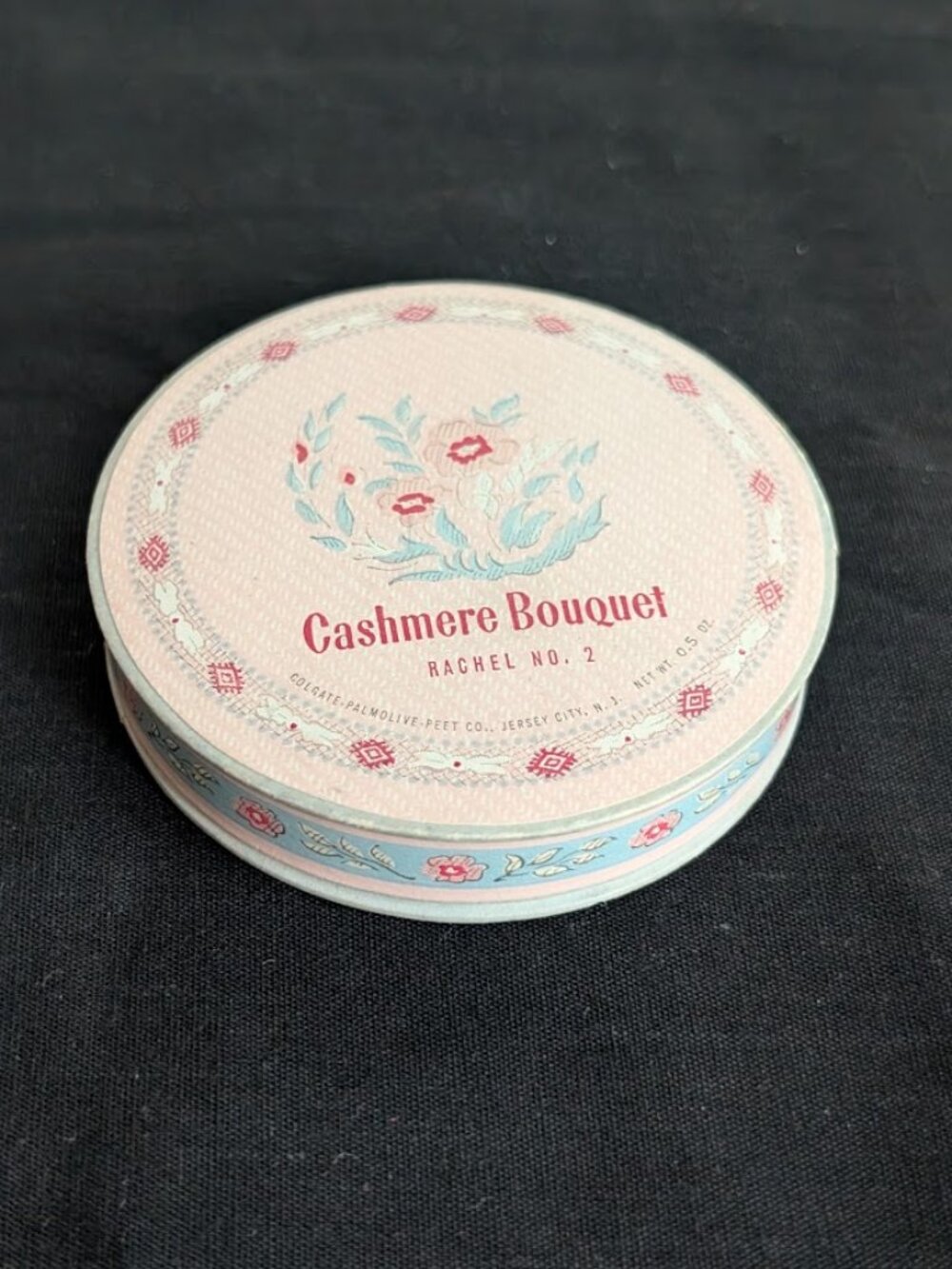 Vintage Cashmere Bouquet Rachel No. 2 Powder Box Unused Shade Rachel No.2